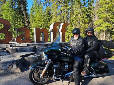 Keith and Roxy Banff Sign